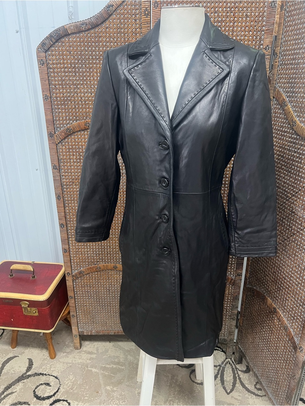 Black leather coat Avanti small jacket